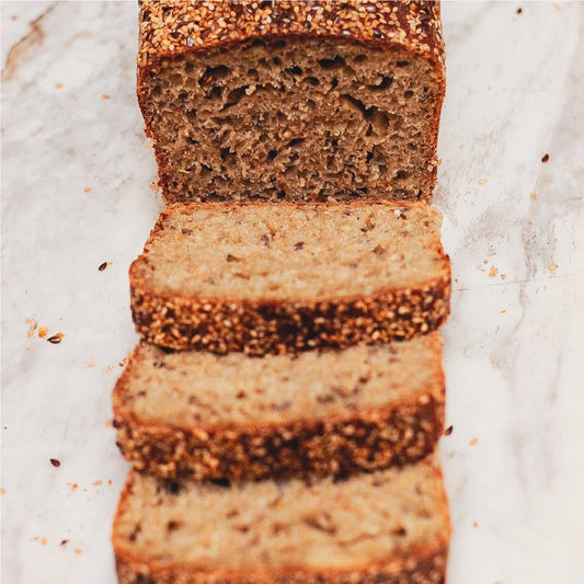 Pan de centeno con semillas tostadas