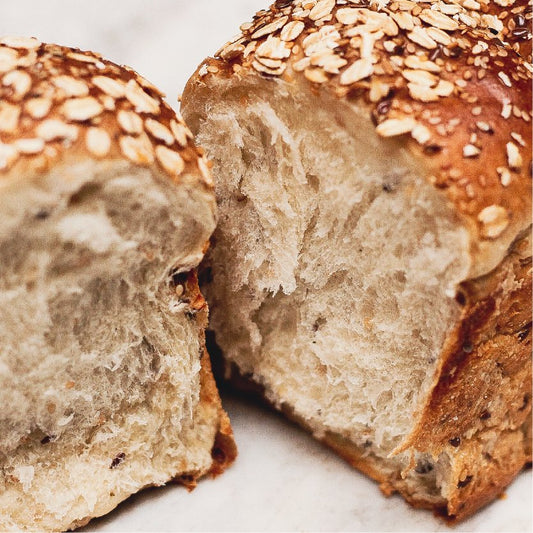 Pan pullman semillas y porridge de avena