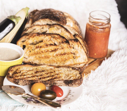 Salsa casera de tomates para tus preparaciones con pan Suculenta Panadería