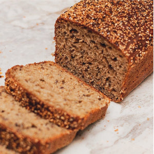 Pan de centeno con semillas tostadas