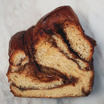 Cargar imagen en el visor de la galería, Pan de Masa Madre Babka de Canela

