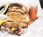 Cargar imagen en el visor de la galería, Salsa casera de tomates para tus preparaciones con pan Suculenta Panadería
