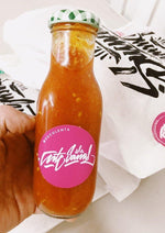 Cargar imagen en el visor de la galería, Salsa casera de tomates para tus preparaciones con pan Suculenta Panadería
